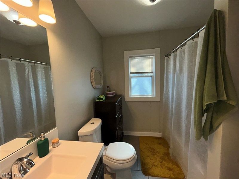 1305 W 106th Street, Cleveland, OH 44102 Photo 12