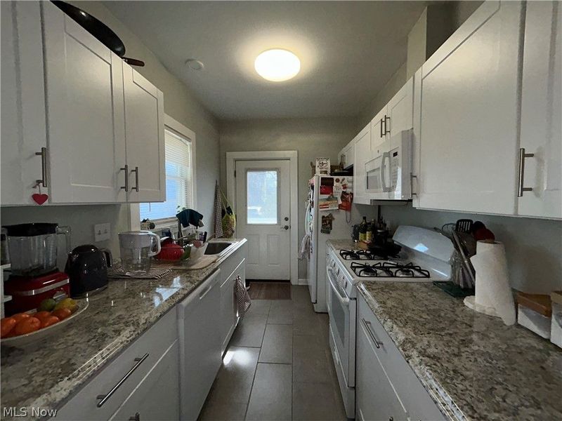 1305 W 106th Street, Cleveland, OH 44102 Photo 20