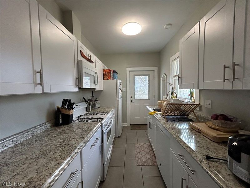 1305 W 106th Street, Cleveland, OH 44102 Photo 5