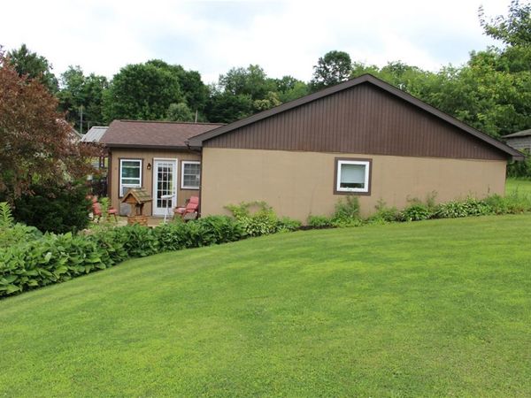 204 Cambria Ave, Avonmore, PA 15618