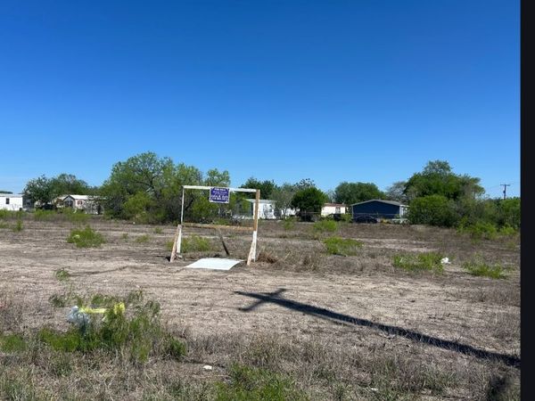 8600 S Zarzamora, San Antonio, TX 78224