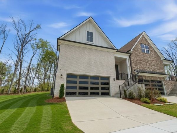 3072 Wiltshire Park Pl, Hermitage, TN 37076