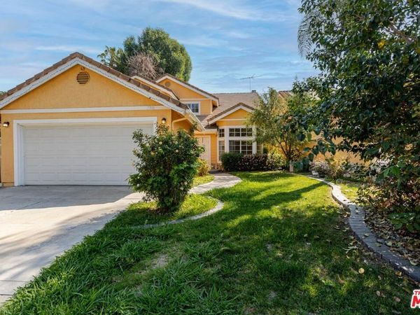 7306 Newcastle Avenue, Reseda, CA 91335