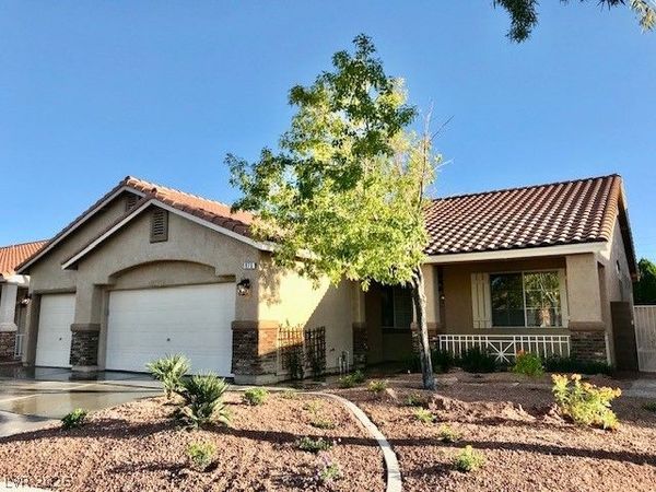 975 Garden Breeze Way, Las Vegas, NV 89123