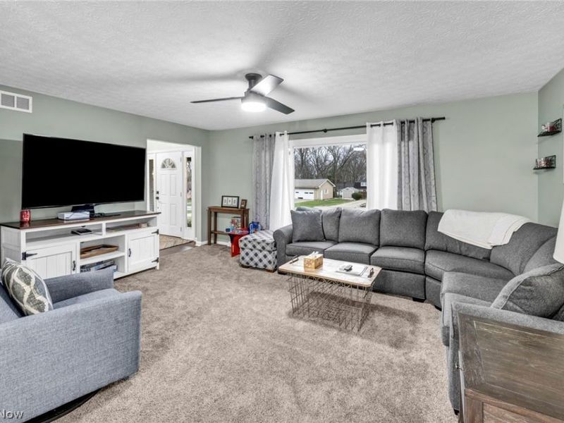 204 Circle Drive , Doylestown, OH 44230 Photo 9