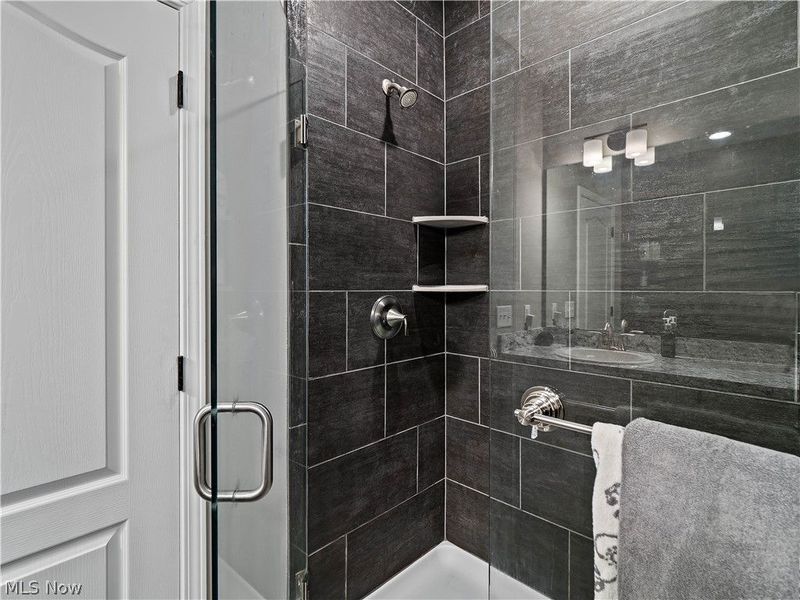 157 Kensington Way, Elyria, OH 44035 Photo 27