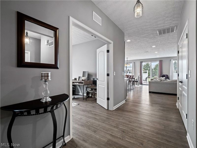 157 Kensington Way, Elyria, OH 44035 Photo 7