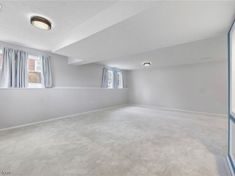 26772 Skyline Drive, Olmsted Township, OH 44138 Photo 20