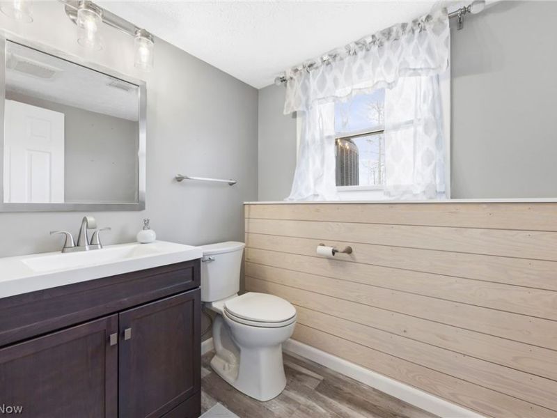 26772 Skyline Drive, Olmsted Township, OH 44138 Photo 22