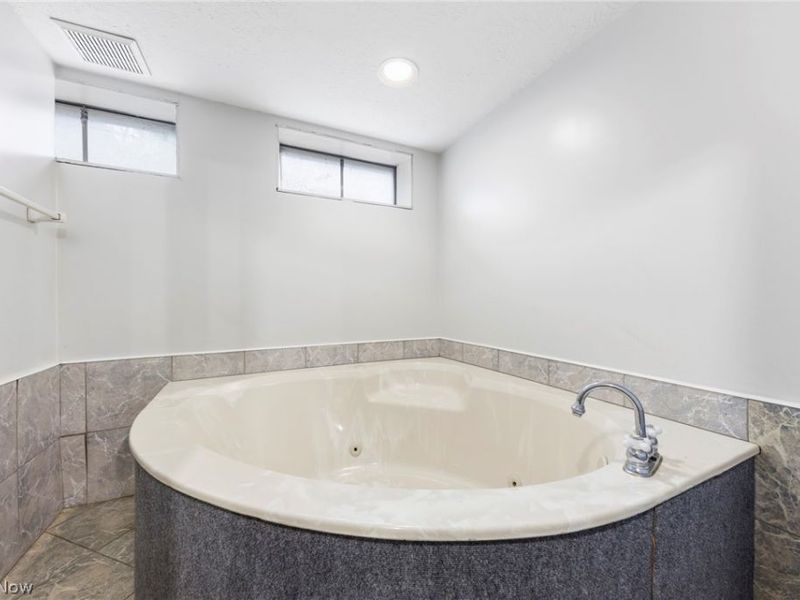 26772 Skyline Drive, Olmsted Township, OH 44138 Photo 37