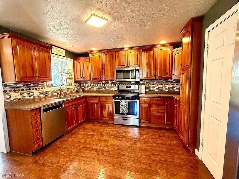 6134 Mahoning Avenue NW, Warren, OH 44481 Photo 6