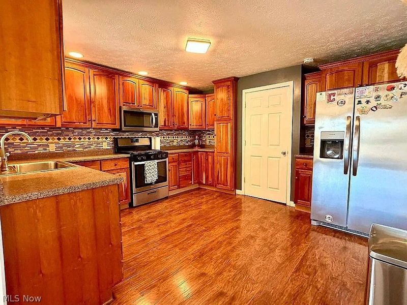 6134 Mahoning Avenue NW, Warren, OH 44481 Photo 7