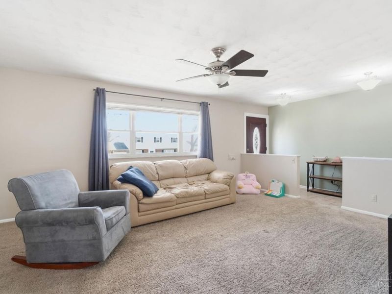 3263 Bellacre Court, Green Township, OH 45248 Photo 8