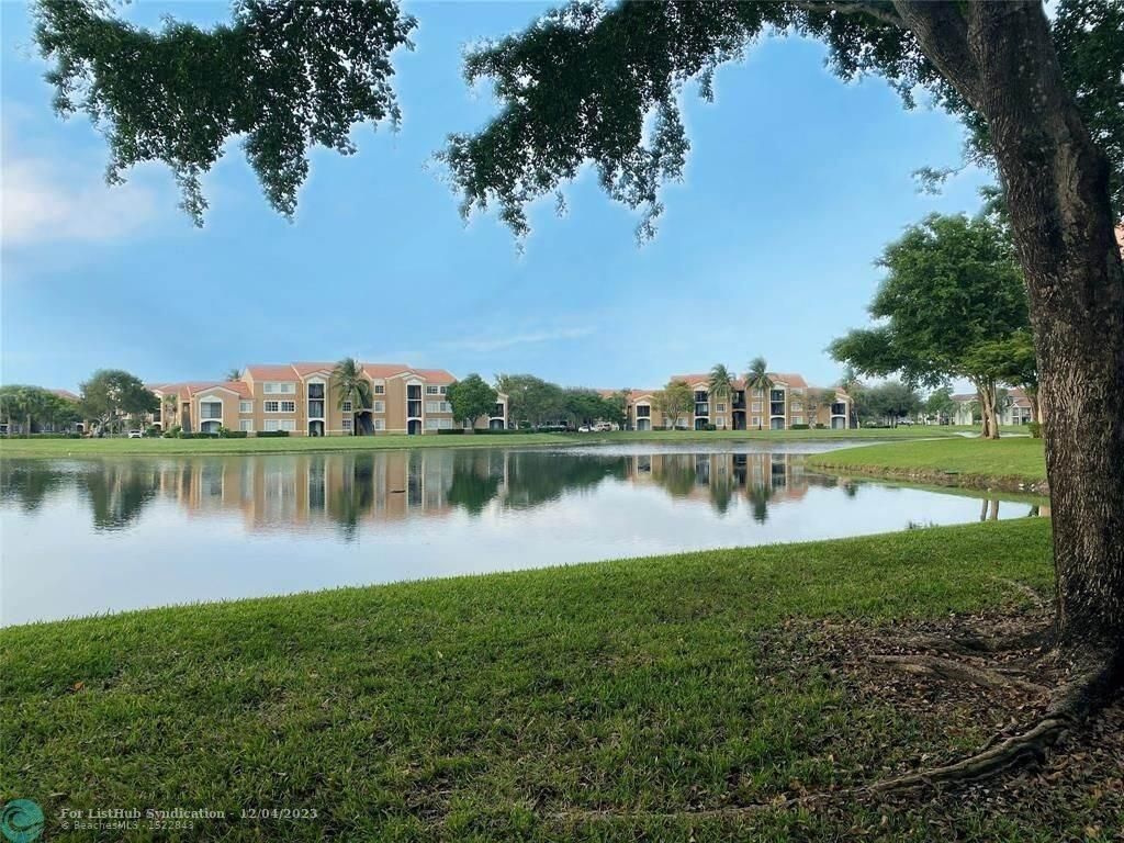 7755 Yardley Drive, Unit 112, Tamarac, FL 33321 Photo