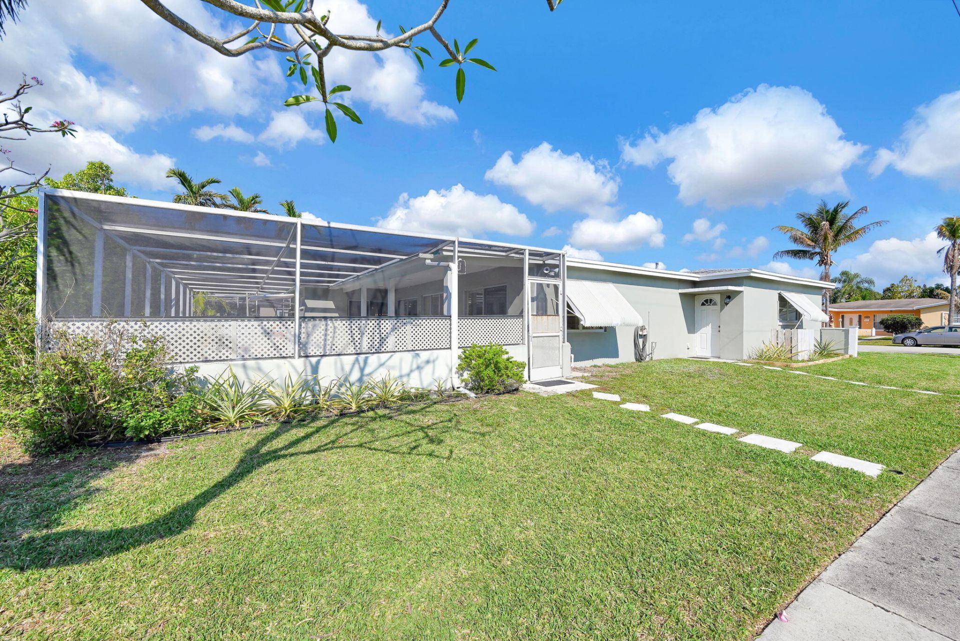 5060 NW 41st Court, Lauderdale Lakes, FL 33319 Photo