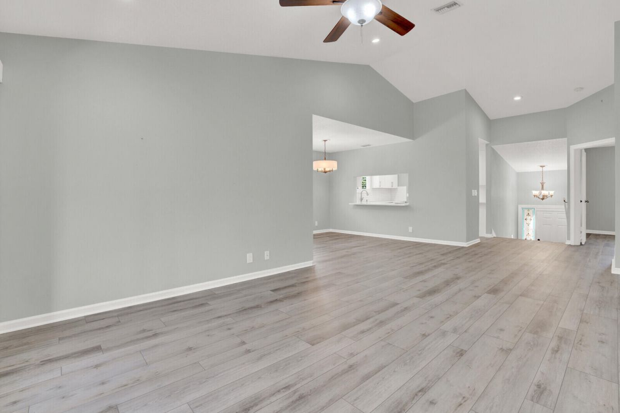 9 Lexington Lane E, Unit H, Palm Beach Gardens, FL 33418 Photo