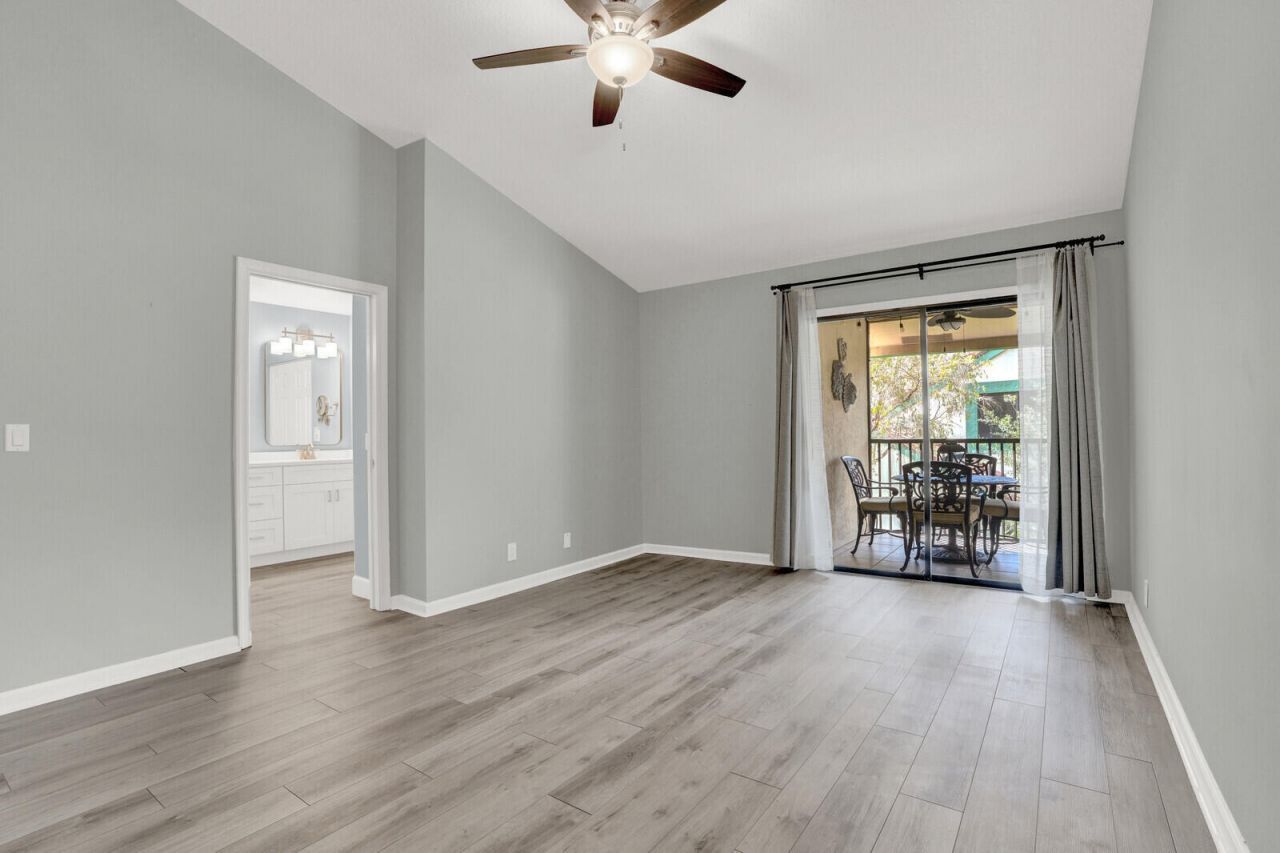 9 Lexington Lane E, Unit H, Palm Beach Gardens, FL 33418 Photo