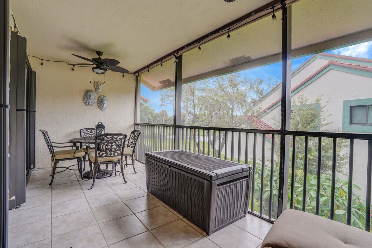 9 Lexington Lane E, Unit H, Palm Beach Gardens, FL 33418 Photo