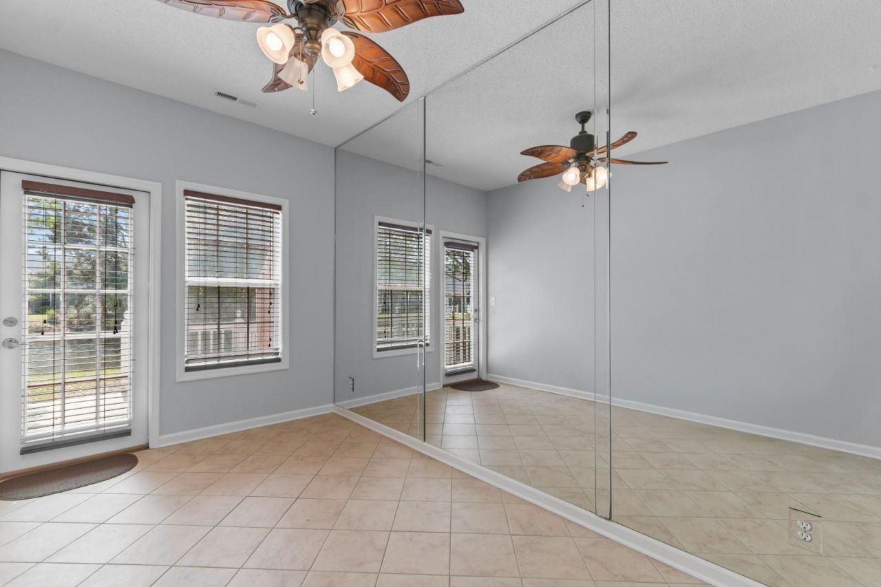 4520 Lighthouse Dr. Photo 13