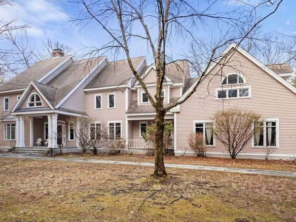 146 Aldershot Ln, Carlisle, MA 01741