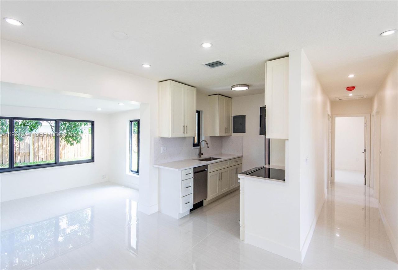 11861 SW 185th Ter , Miami, FL 33177 Photo