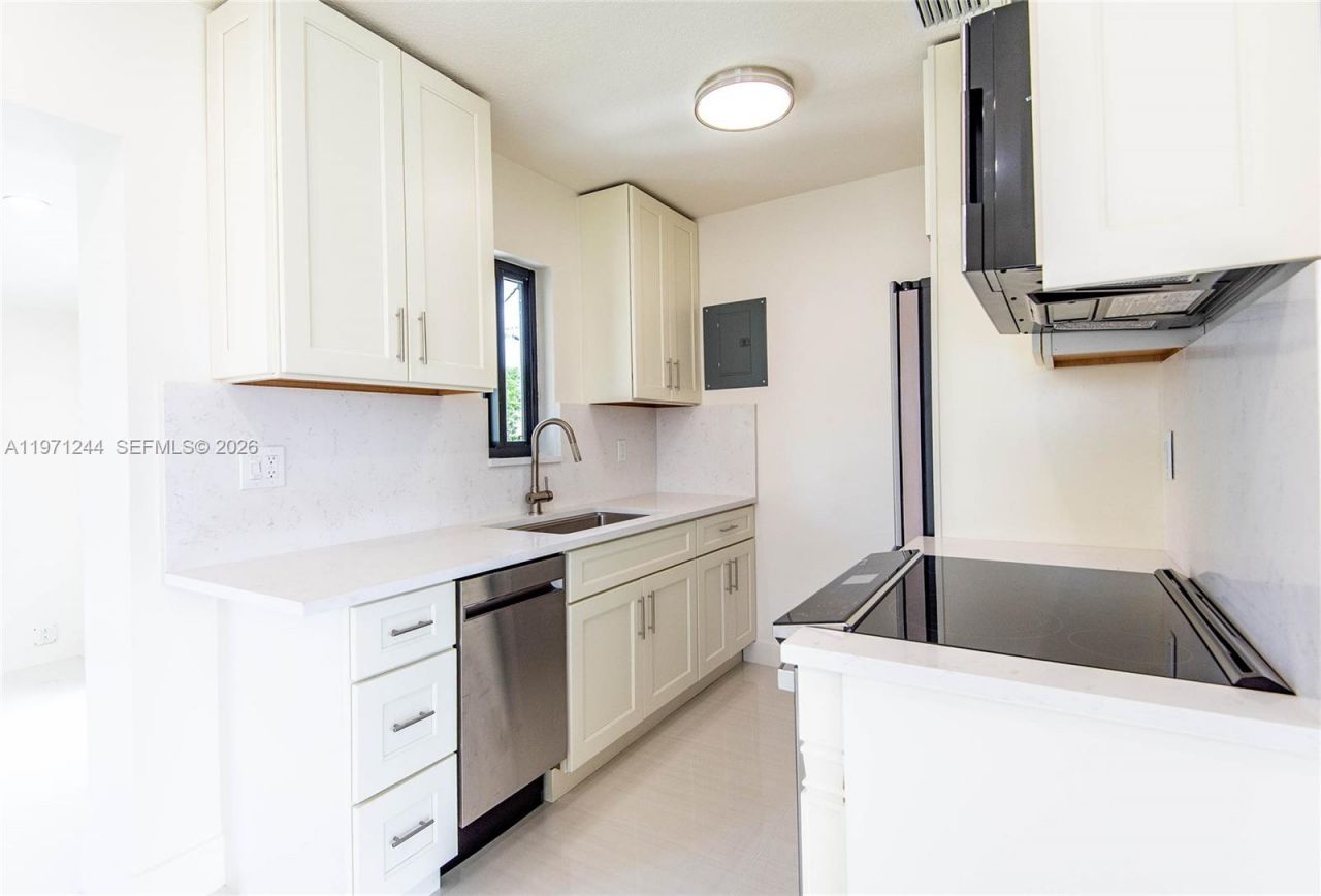 11861 SW 185th Ter , Miami, FL 33177 Photo