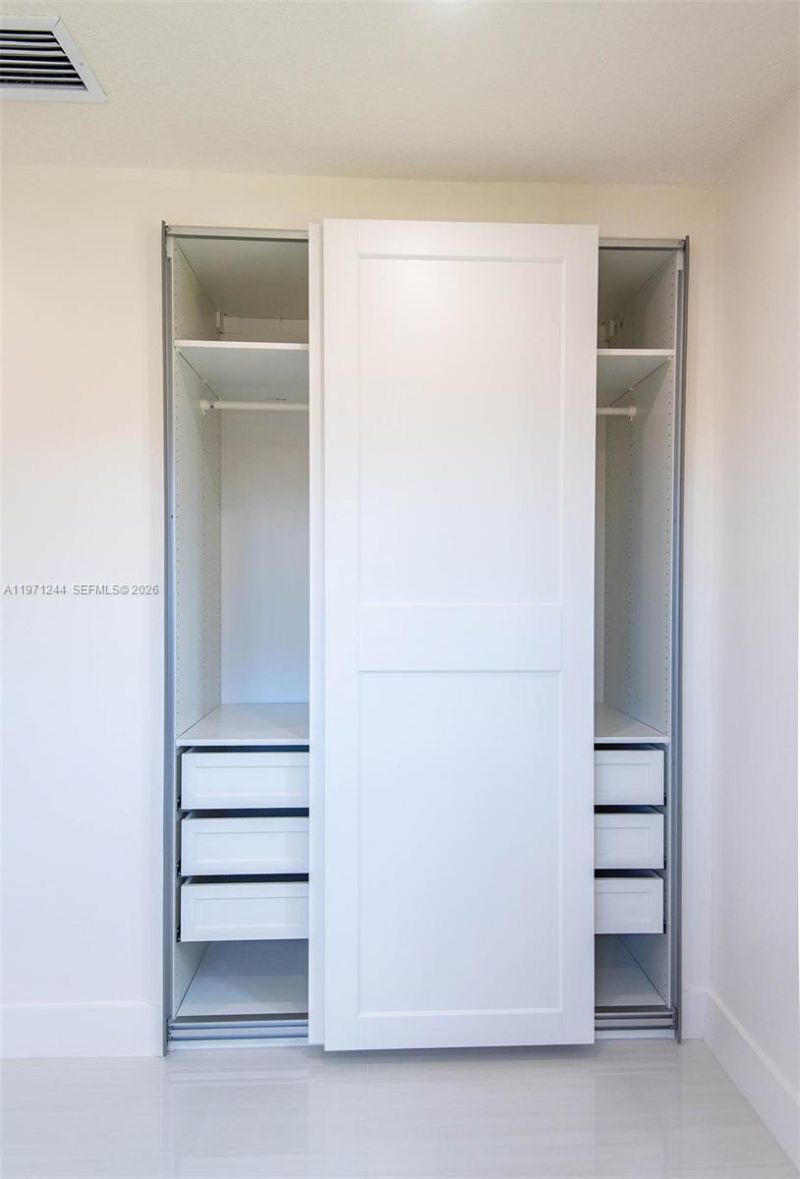 11861 SW 185th Ter , Miami, FL 33177 Photo