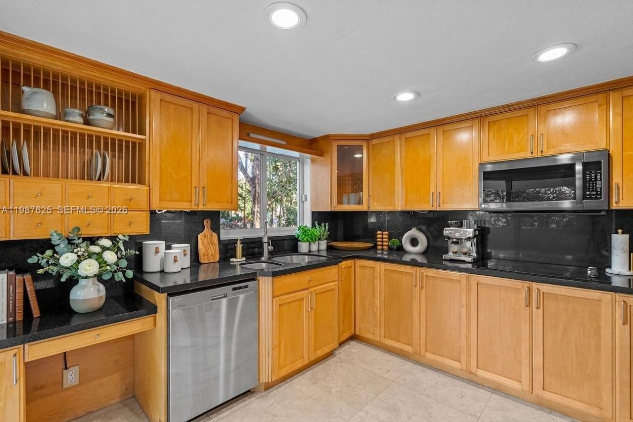 4000 Alhambra Circle, Coral Gables, FL 33146 Photo