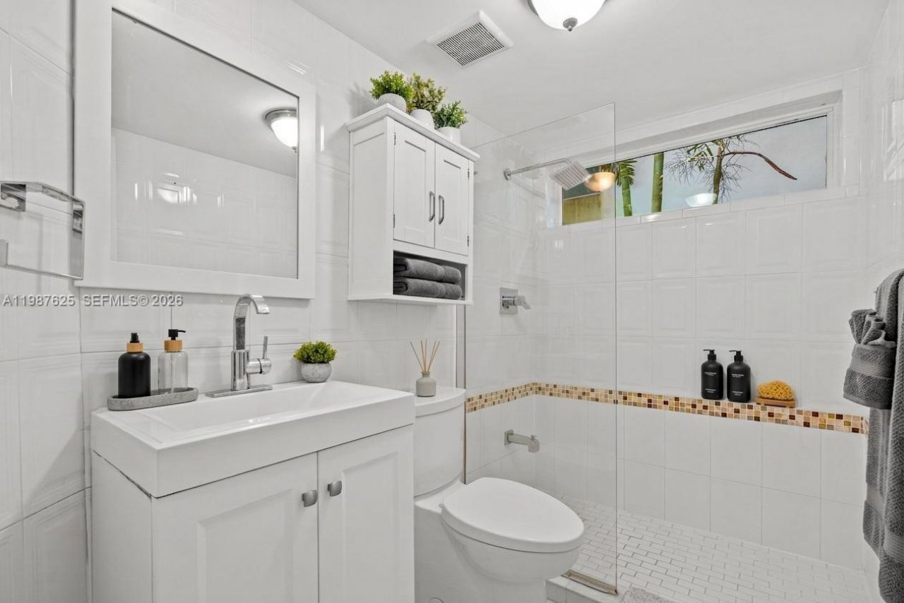 4000 Alhambra Circle, Coral Gables, FL 33146 Photo