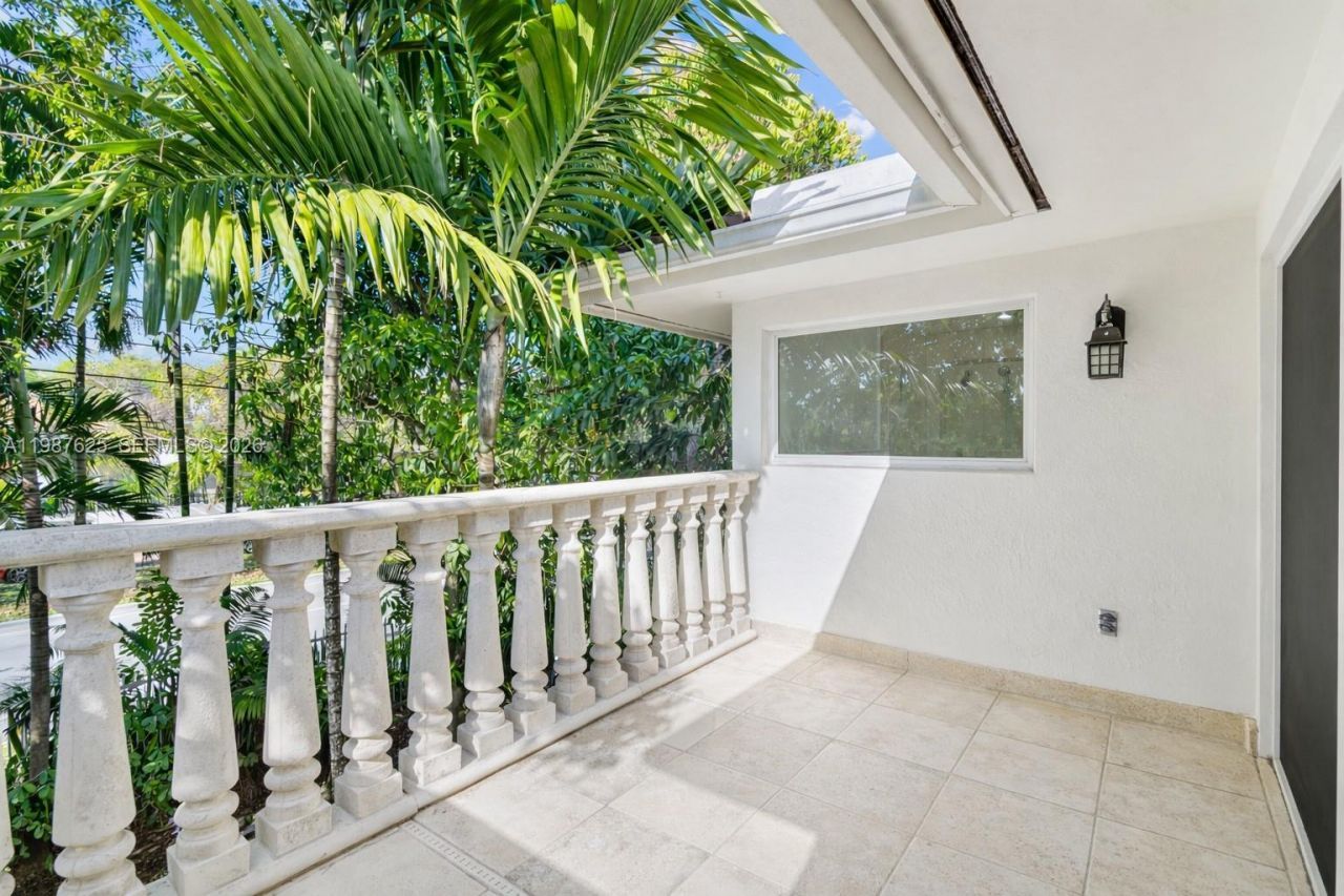 4000 Alhambra Circle, Coral Gables, FL 33146 Photo