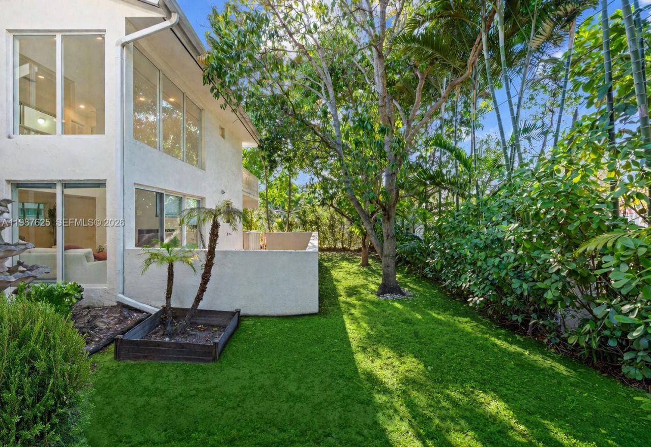 4000 Alhambra Circle, Coral Gables, FL 33146 Photo