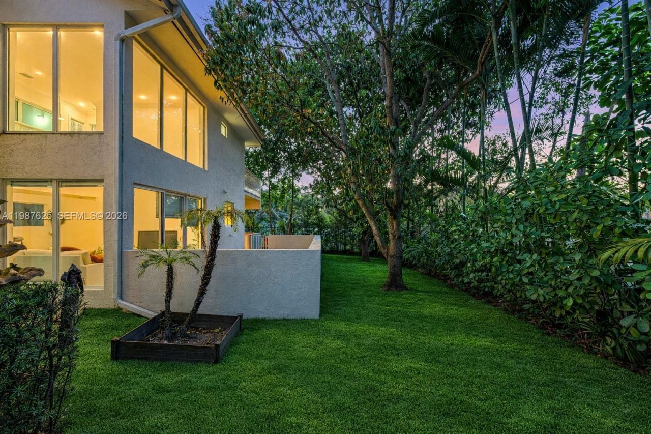 4000 Alhambra Circle, Coral Gables, FL 33146 Photo