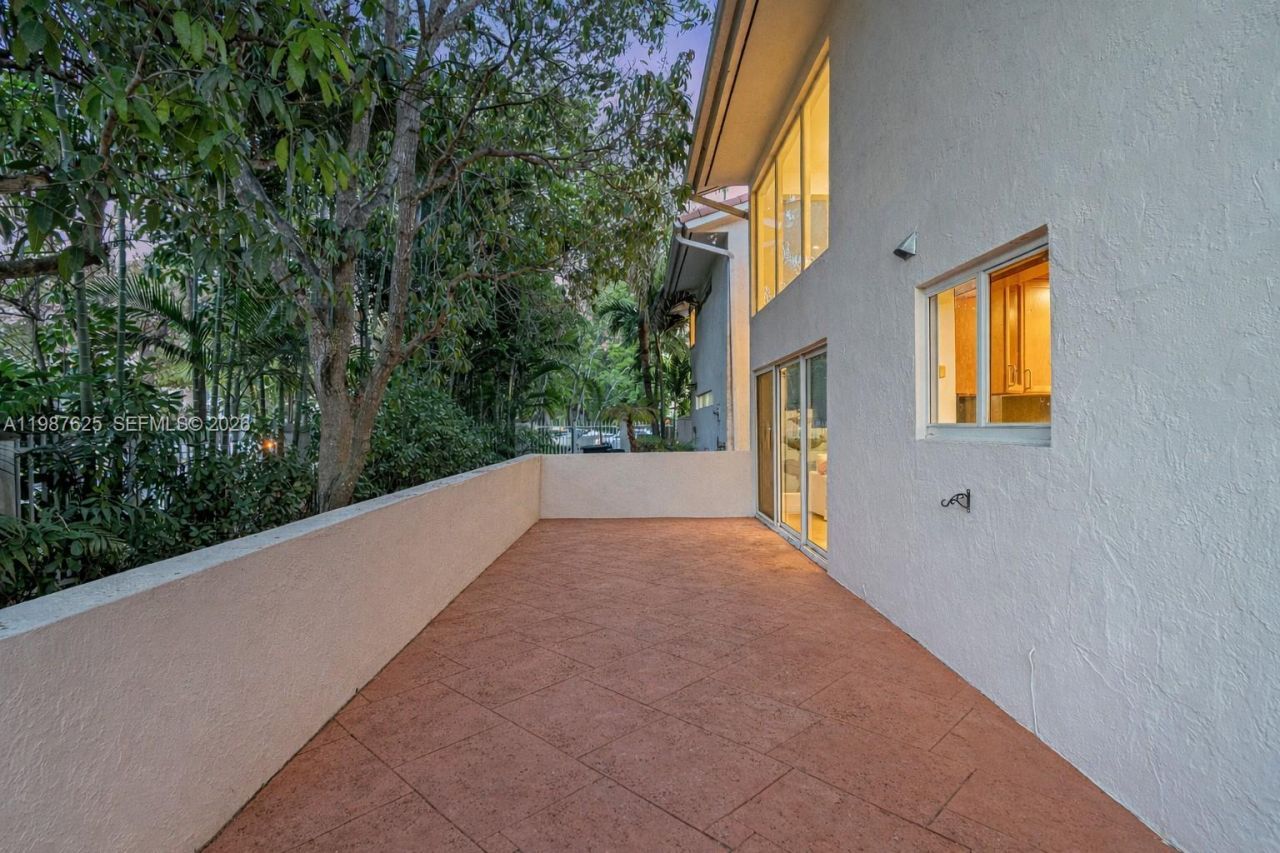 4000 Alhambra Circle, Coral Gables, FL 33146 Photo