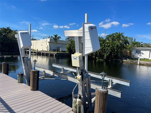 2713 Sherman St , Hollywood, FL 33020