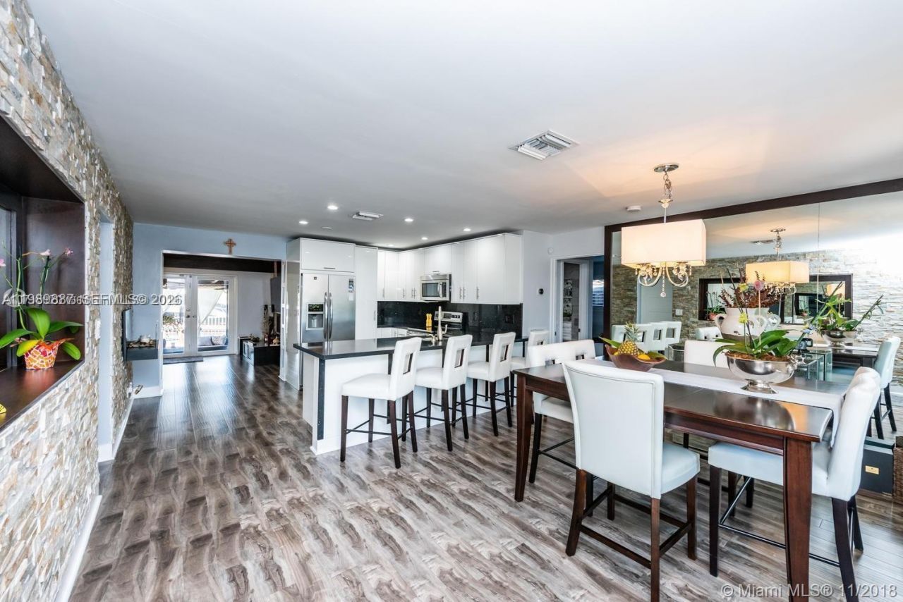 2713 Sherman St , Hollywood, FL 33020 Photo