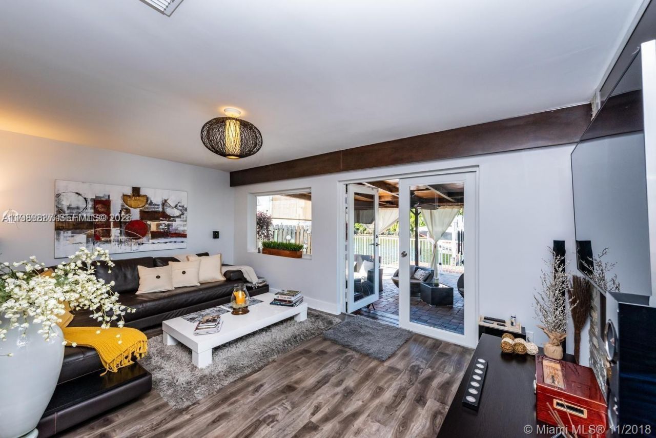 2713 Sherman St , Hollywood, FL 33020 Photo