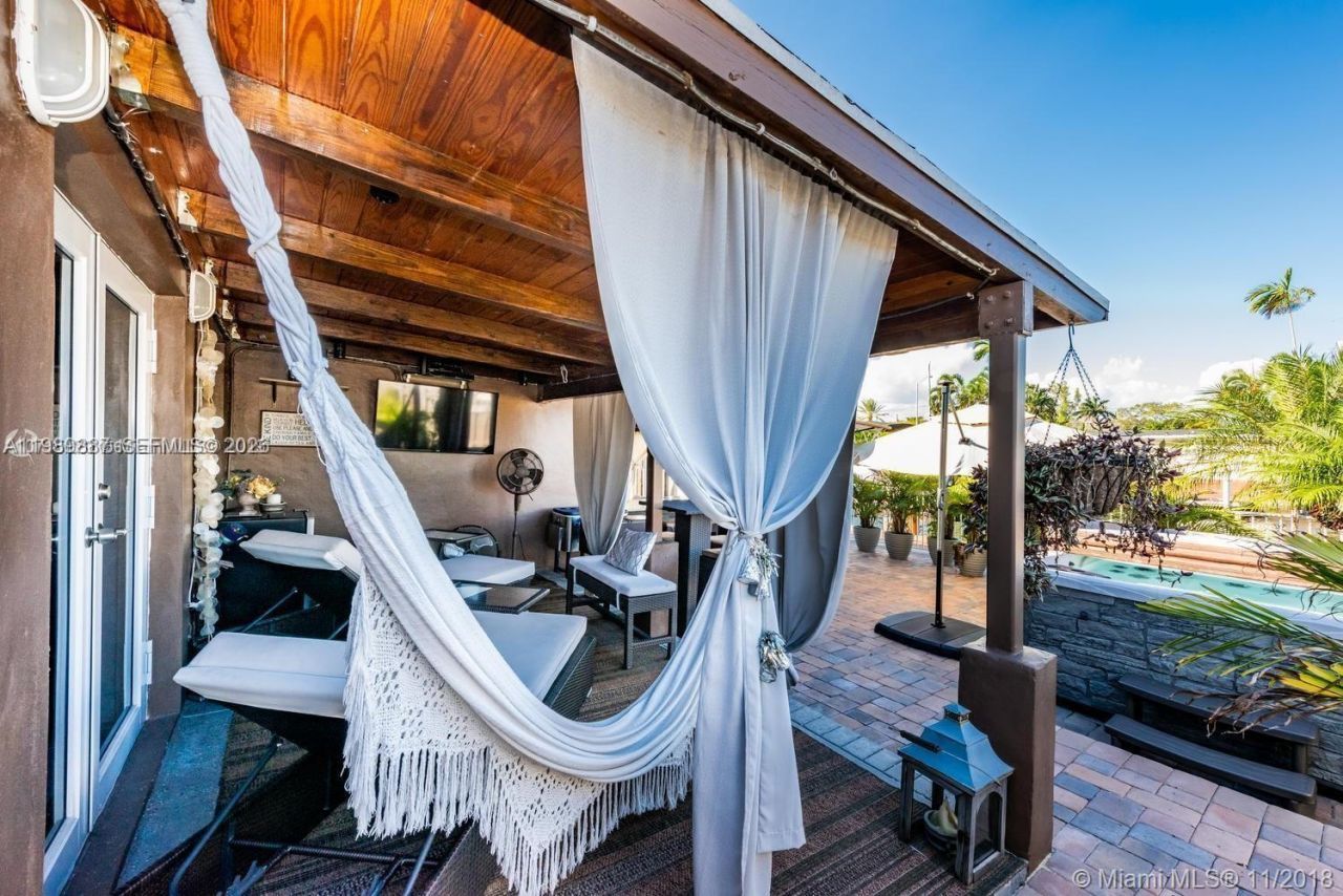 2713 Sherman St , Hollywood, FL 33020 Photo