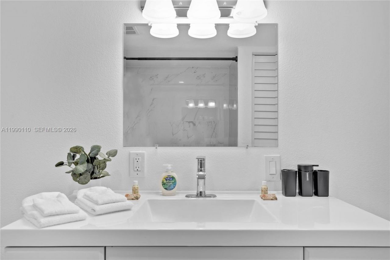 6445 SW 22nd Ct, Miramar, FL 33023 Photo