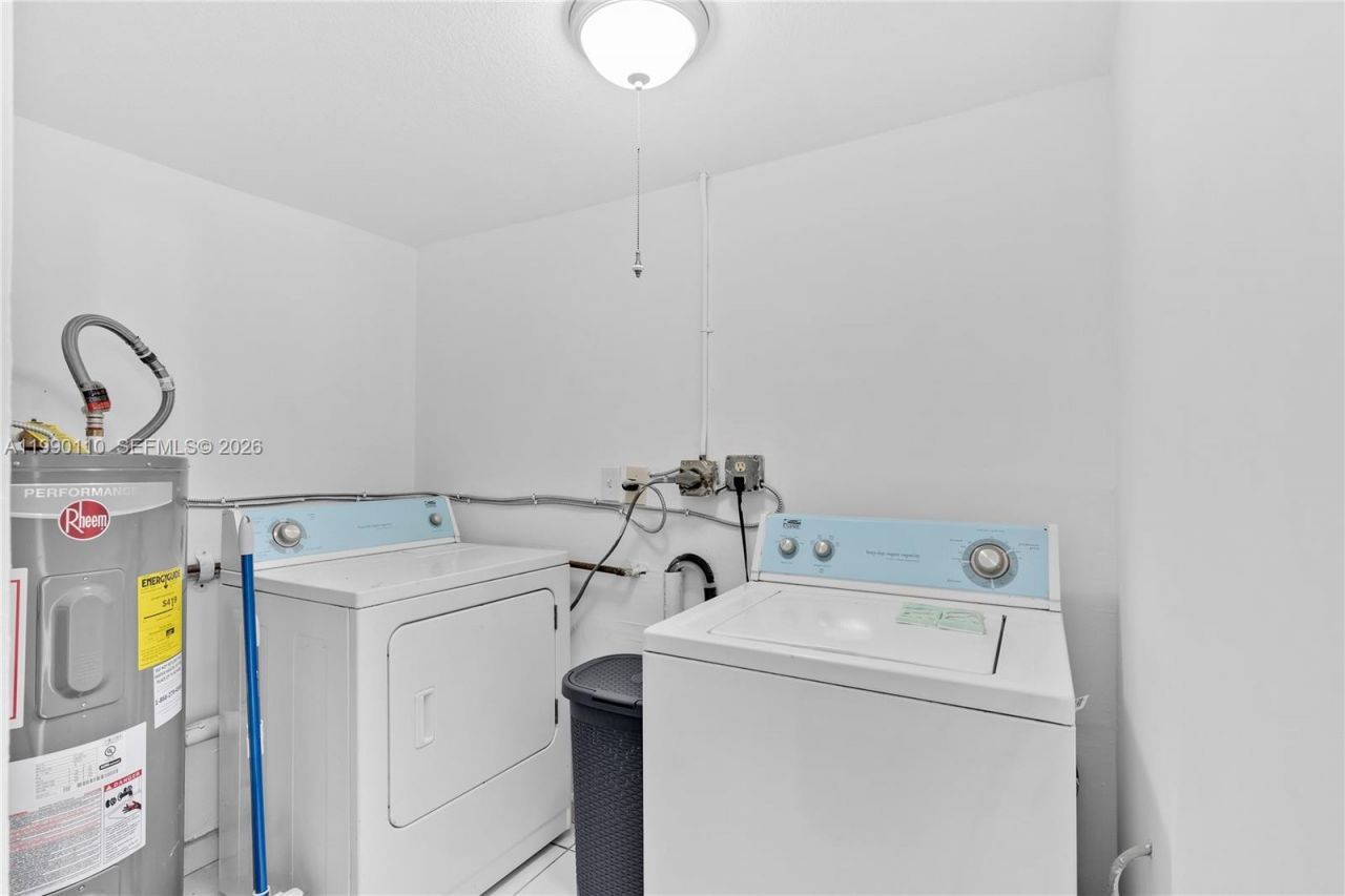 6445 SW 22nd Ct, Miramar, FL 33023 Photo