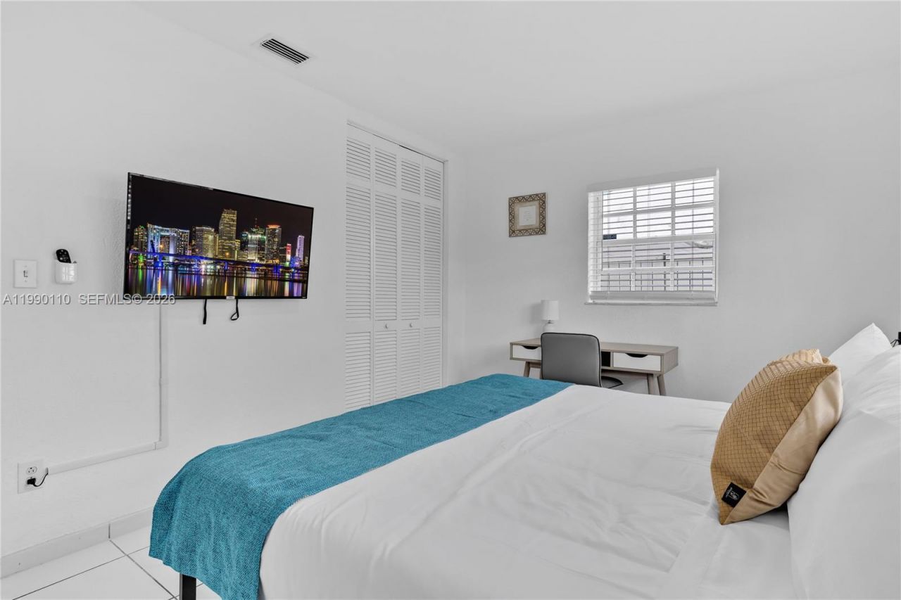 6445 SW 22nd Ct, Miramar, FL 33023 Photo