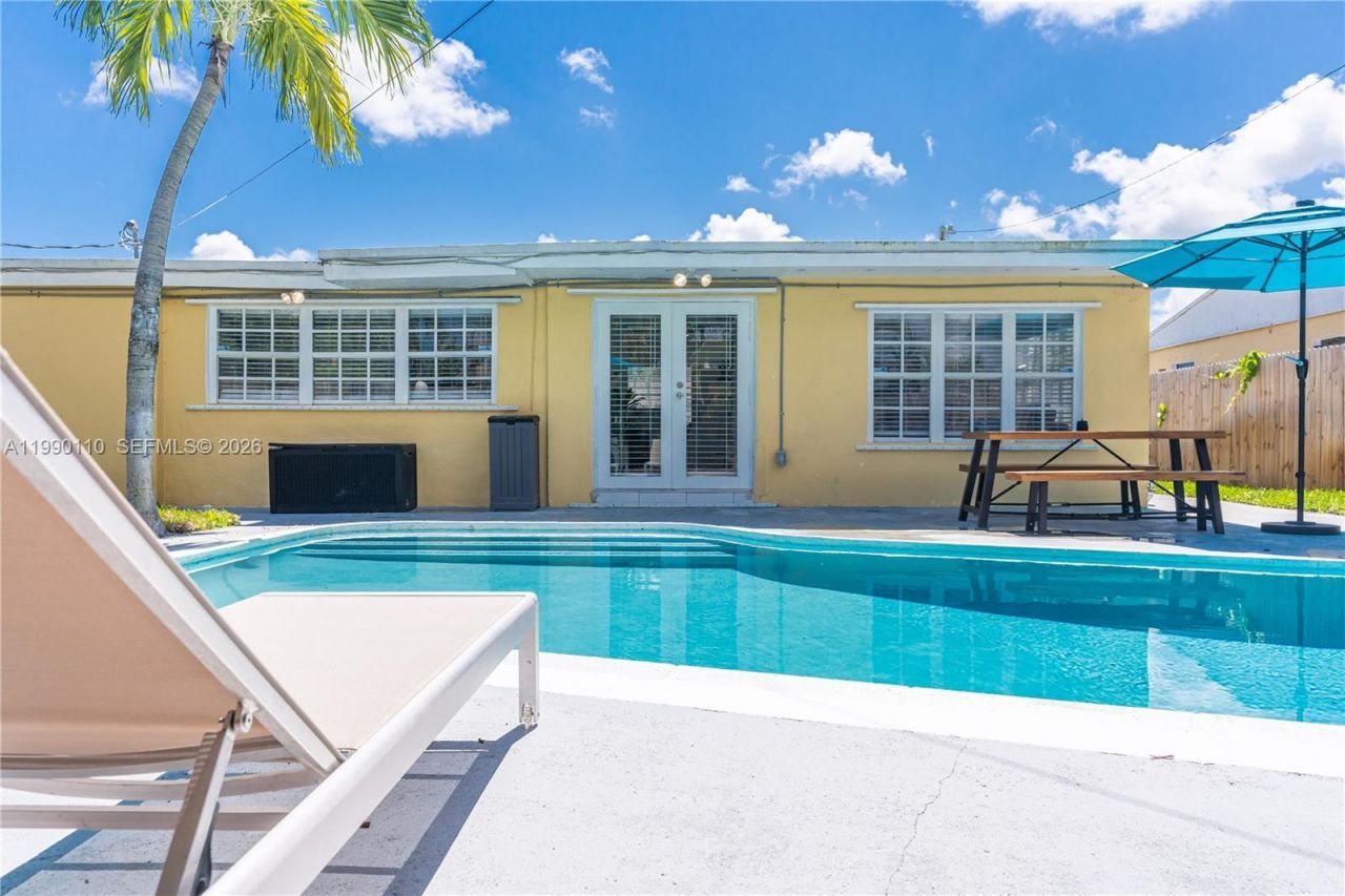 6445 SW 22nd Ct, Miramar, FL 33023 Photo