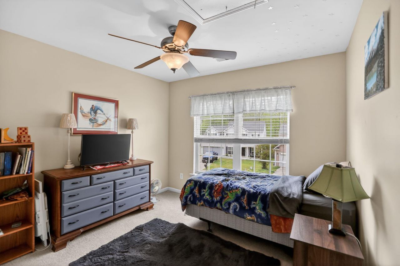 173 Mayfield Drive Photo 21