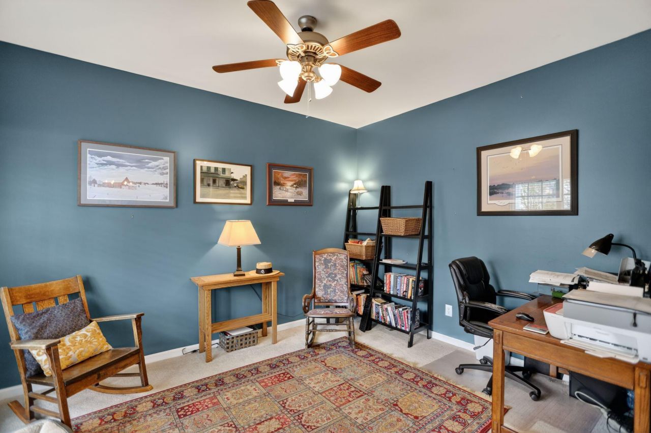 173 Mayfield Drive Photo 34