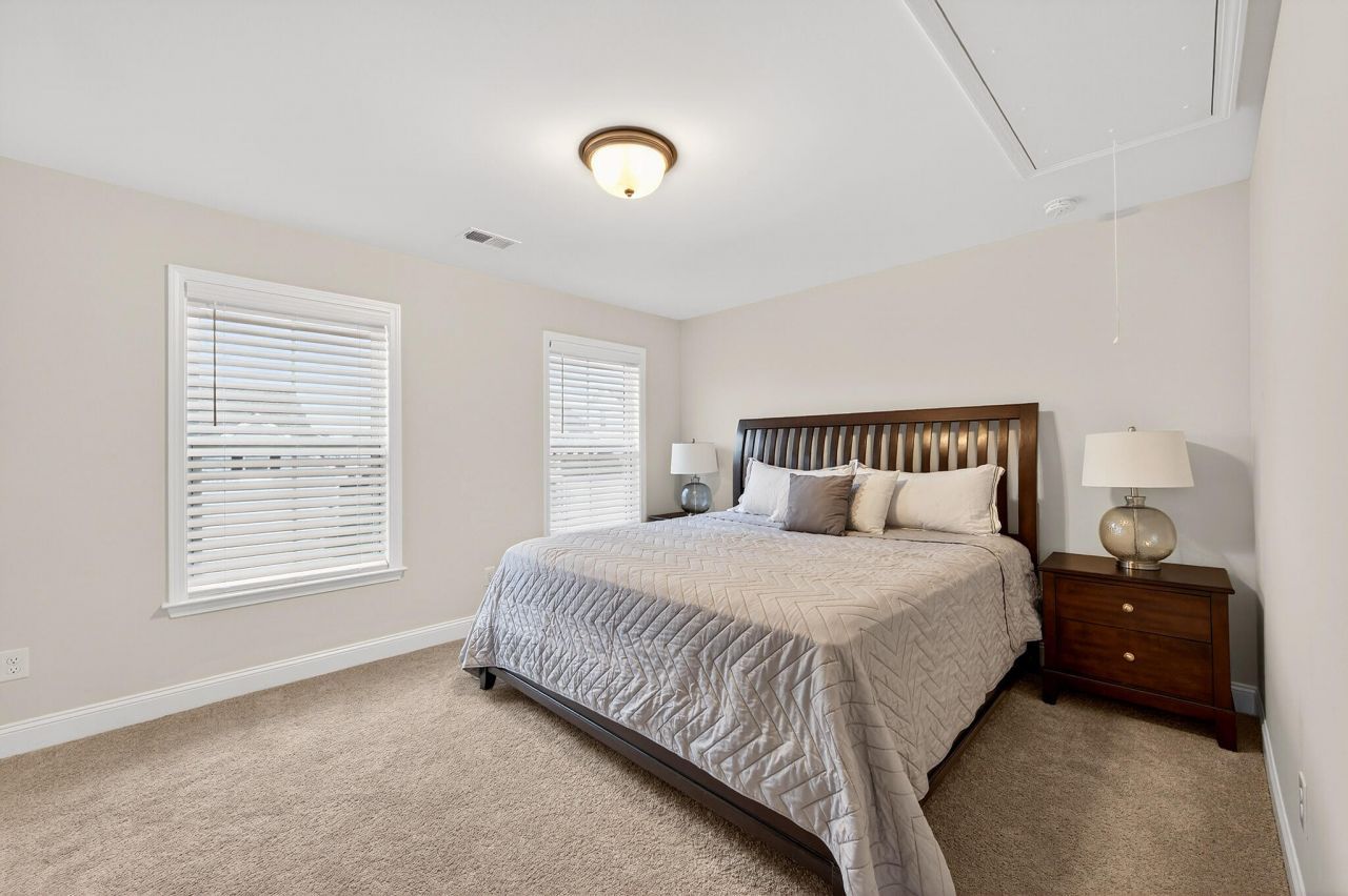 478 Eagleview Drive Photo 10