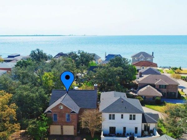 3343 Chantarene Dr, Pensacola, FL 32507