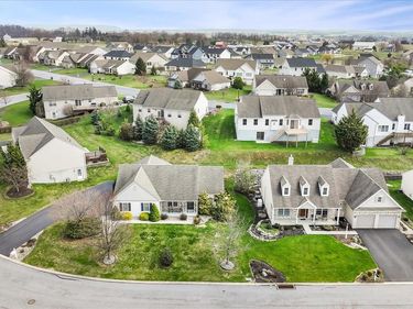 858 WATER EDGE CT, LEBANON, PA 17046