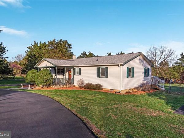 15 RIVER LAKES DRIVE, STRASBURG, VA 22657