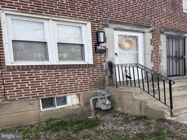 229 W 22ND STREET, CHESTER, PA 19013