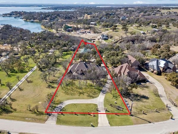 9525 Dickson Road, Fort Worth, TX 76179