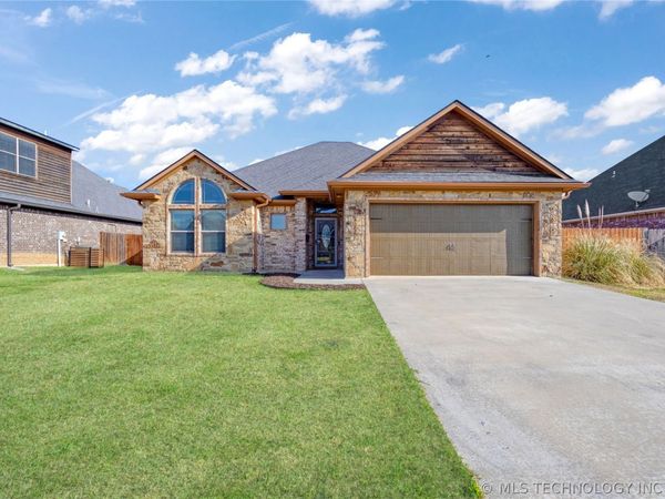 3600 Carriage Point, Durant, OK 74701